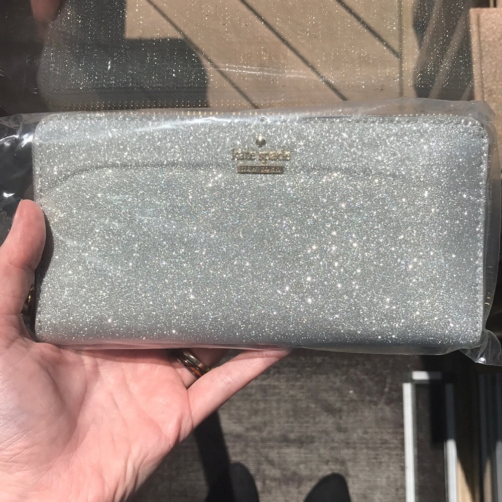 TRADED Kate Spade Silver Burgess Court Lacey - Picture 6 of 6